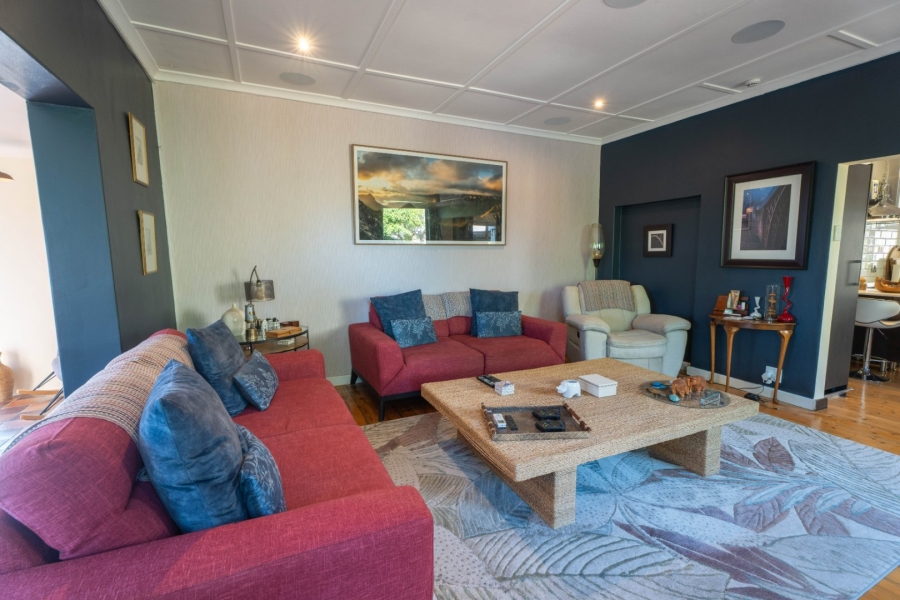 3 Bedroom Property for Sale in Mountainside Western Cape